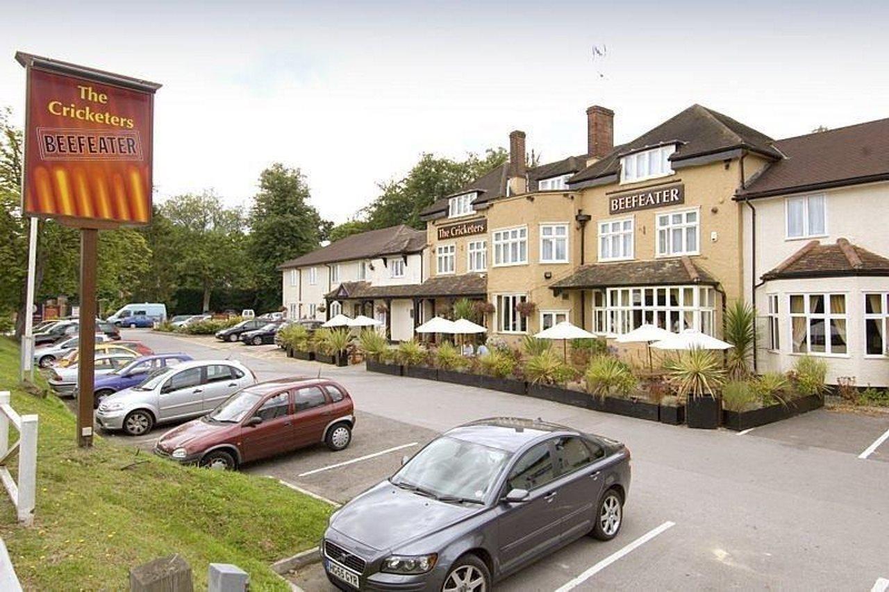 Premier Inn Premier Inn Bagshot Zewnętrze zdjęcie