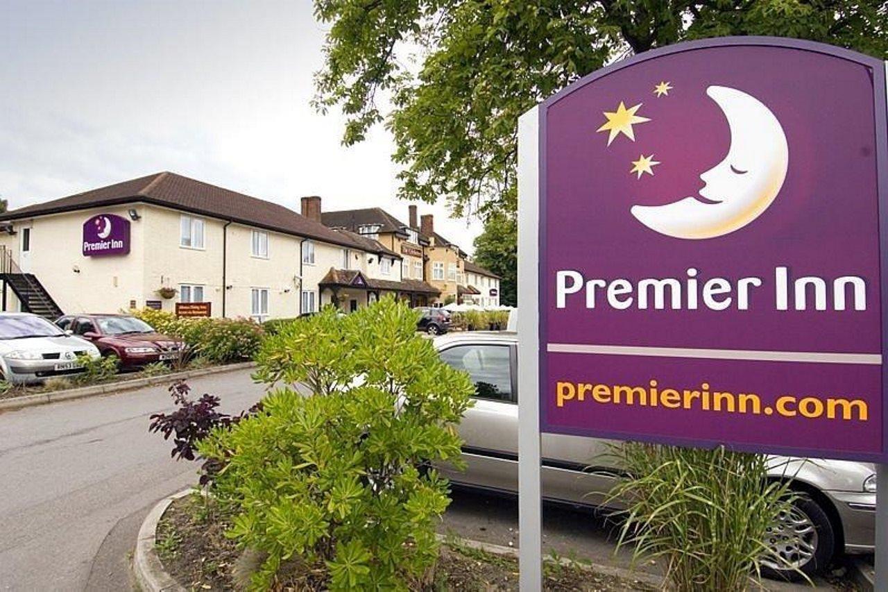 Premier Inn Premier Inn Bagshot Zewnętrze zdjęcie