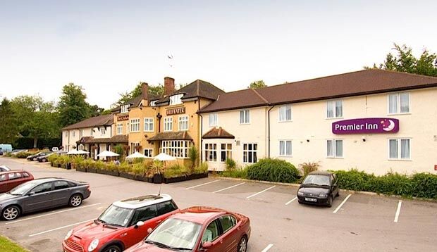Premier Inn Premier Inn Bagshot Zewnętrze zdjęcie